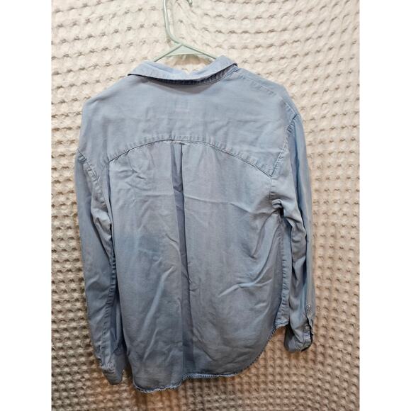 Bundle of 2 women's jean shirts size L - Picture 6 of 6